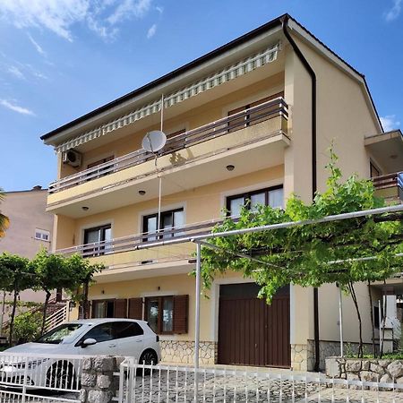 Vladimir 4+1 Apartment Crikvenica Exterior photo